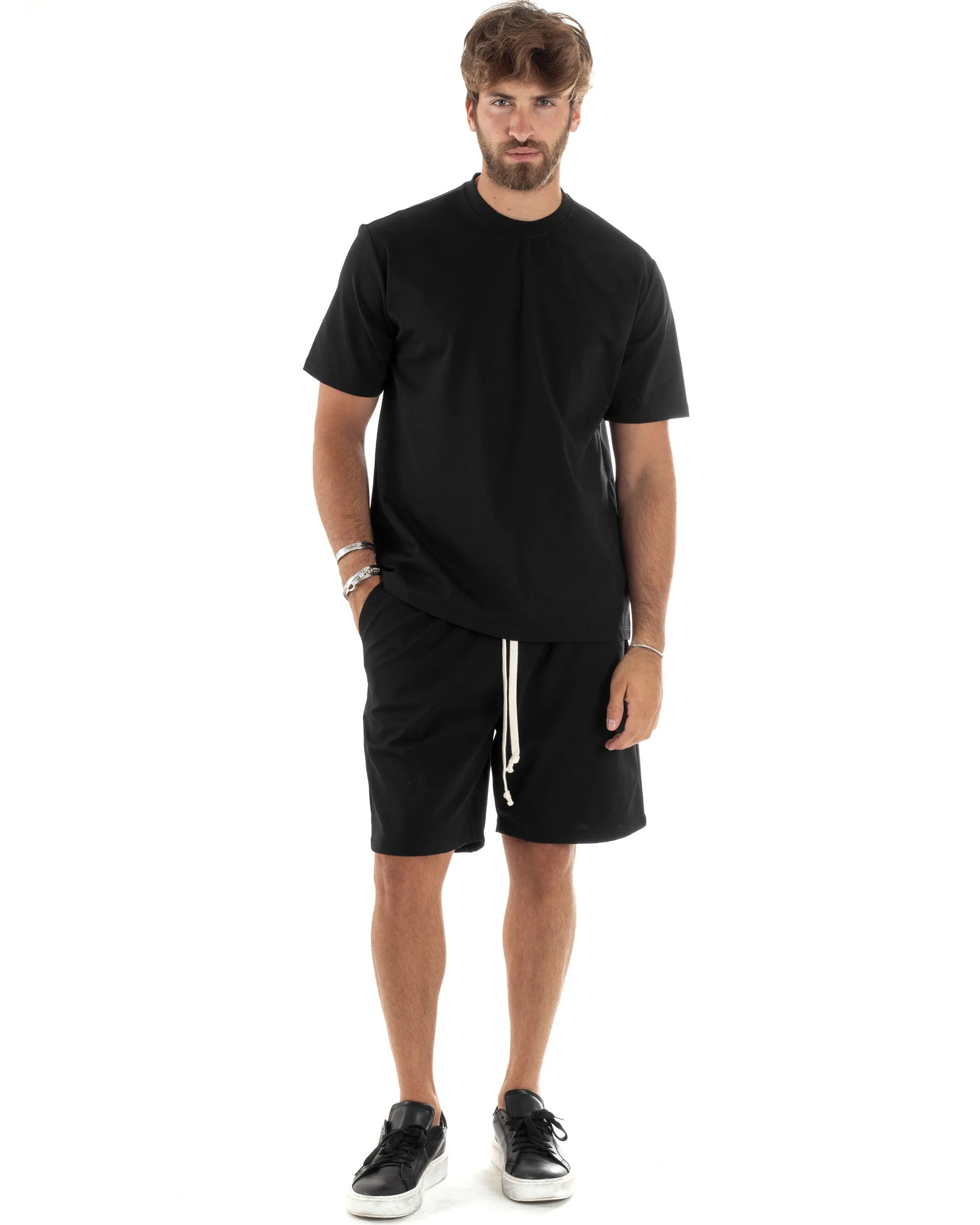 Completo Set Coordinato Uomo Cotone Outfit Basic Casual T-shirt Girocollo Bermuda Con Laccio Pantalaccio Regular Fit Nero GIOSAL-OU2457A