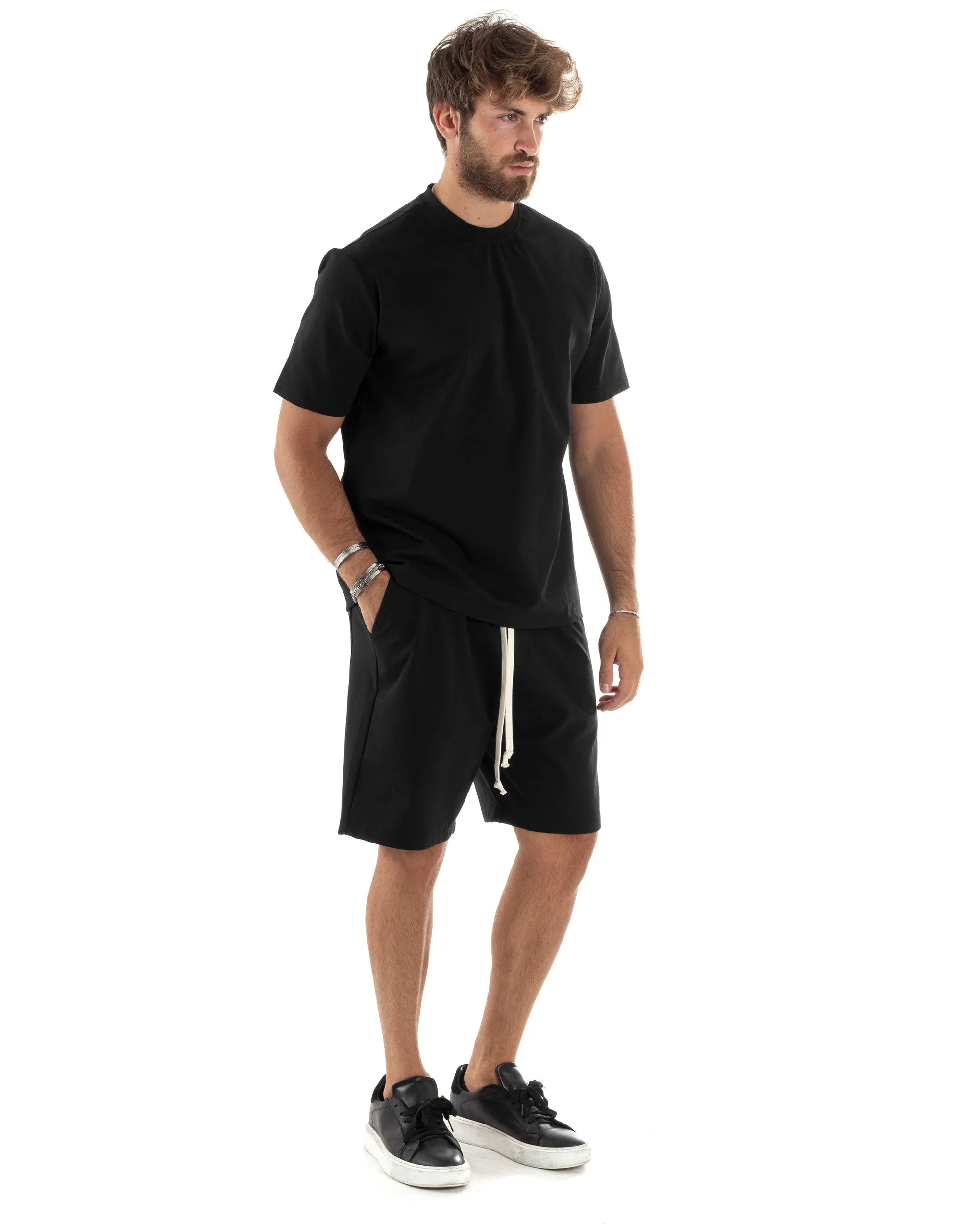 Completo Set Coordinato Uomo Cotone Outfit Basic Casual T-shirt Girocollo Bermuda Con Laccio Pantalaccio Regular Fit Nero GIOSAL-OU2457A