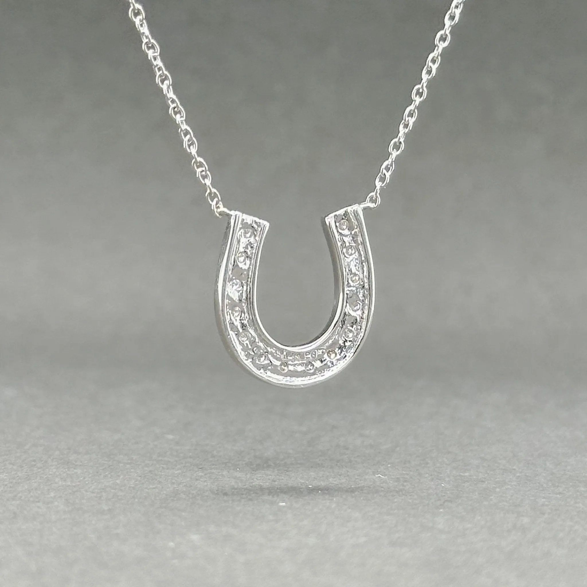 Estate 14K W Gold 0.09ctw H-I/VS2 Diamond Horse Shoe Necklace