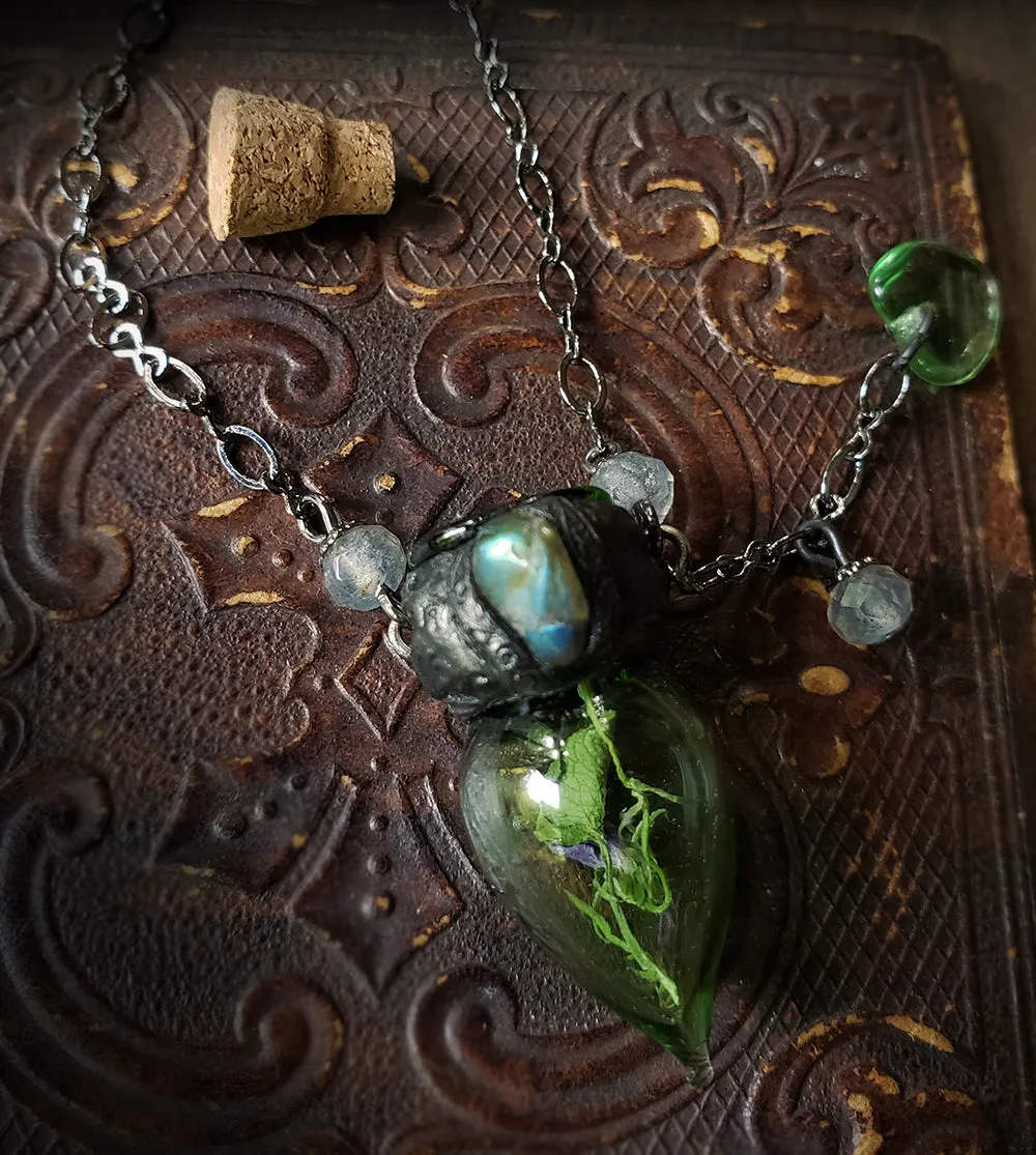 Florimell's Vessel ~ Labradorite & Violet Amulet