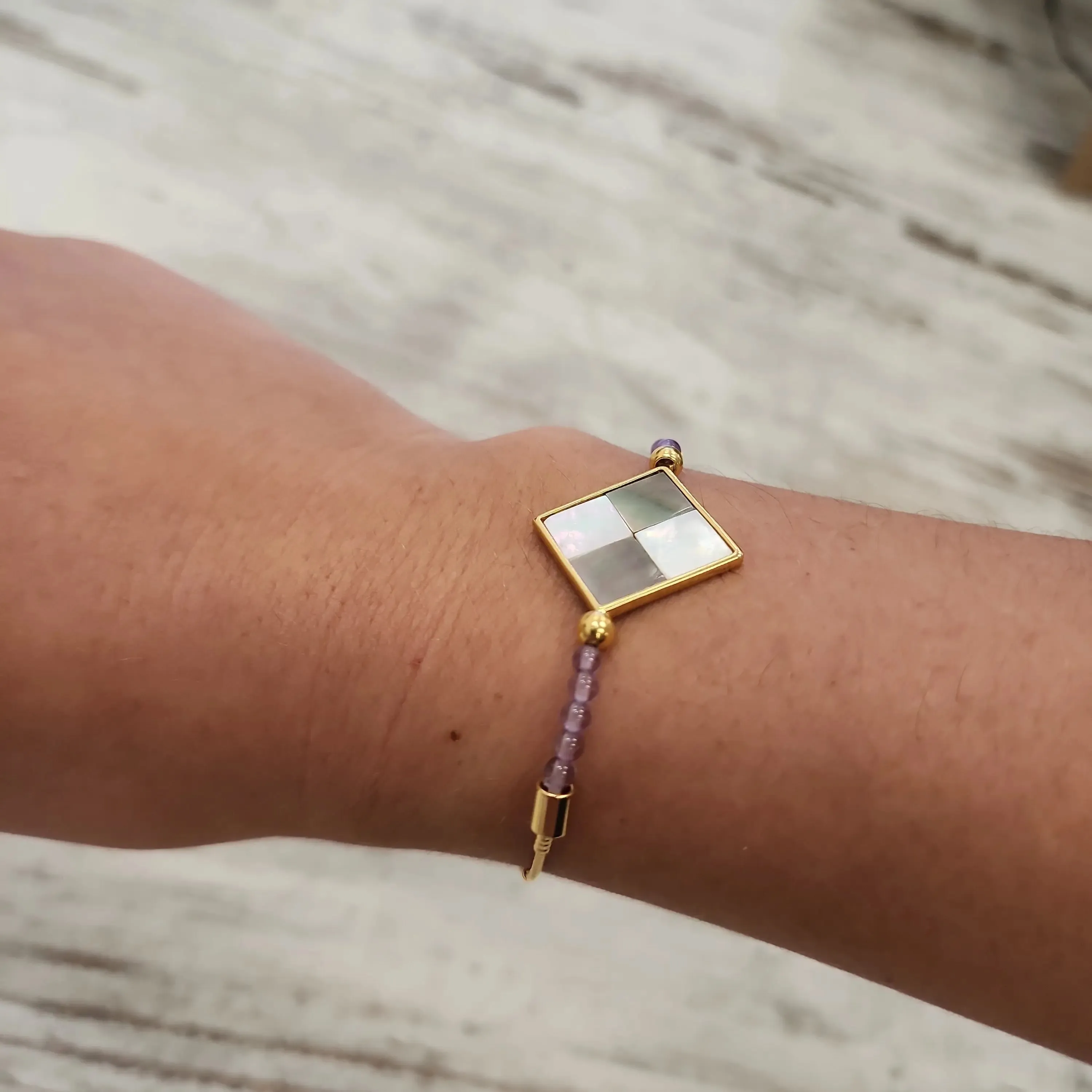 Le Square Amethyst & Mother of Pearl Bracelet - Nature Bijoux